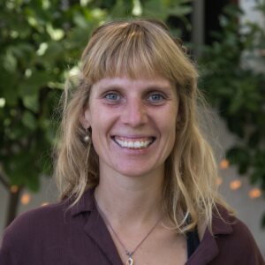 Anke: Facilitadora de Yoga Flow